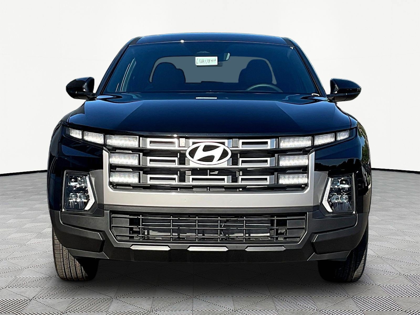 New 2027 Hyundai Santa Cruz SE AWD/4WD image 2