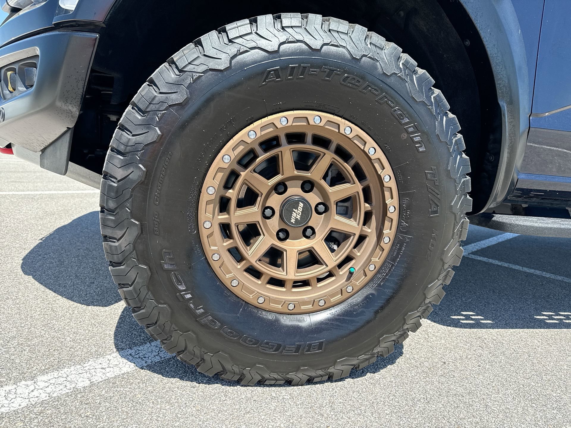 Used 2025 Ford F150 Raptor AWD/4WD image 18