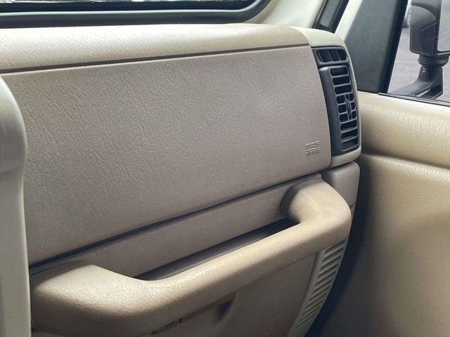 Used 2000 Jeep Wrangler Sahara image 34