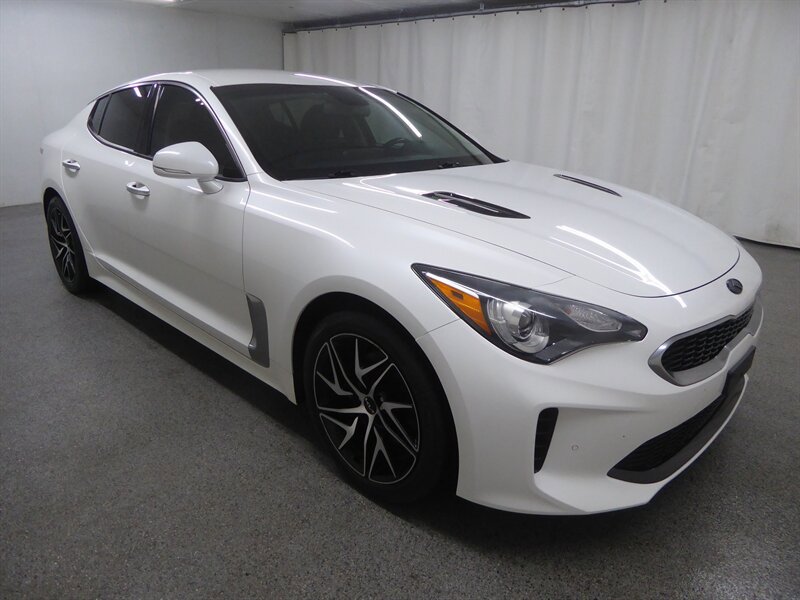 Used 2019 Kia Stinger RWD image 1