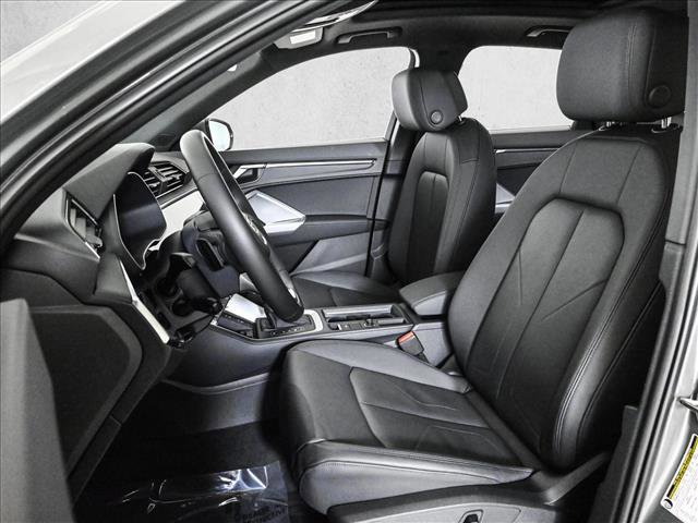Certified 2025 Audi Q3 2.0T Premium w/ Convenience Package image 17