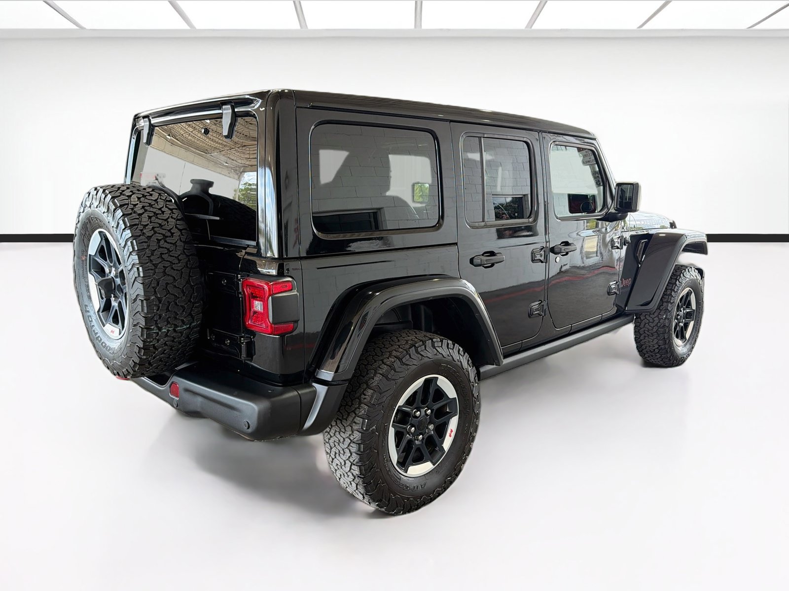Used 2019 Jeep Wrangler Unlimited Rubicon AWD/4WD image 4