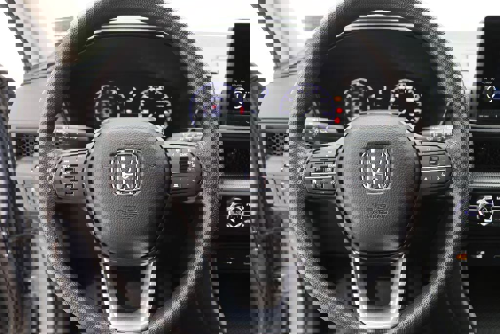 Used 2024 Honda CR-V LX image 16