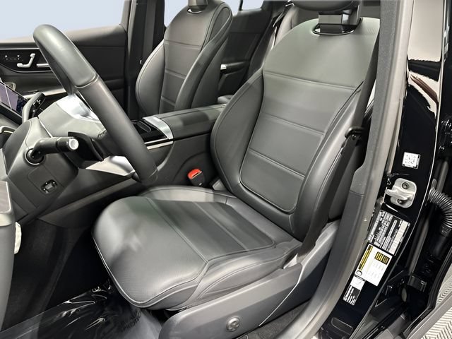 Used 2026 Mercedes-Benz GLC 300 4MATIC image 29