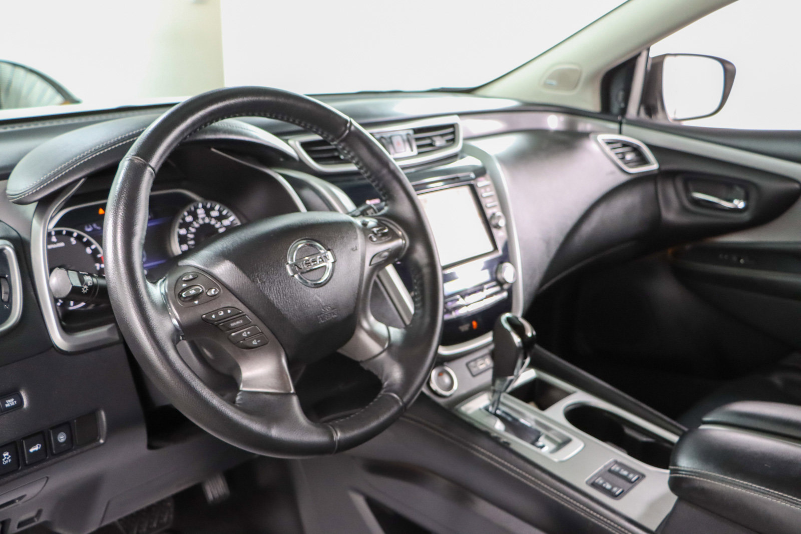 Used 2020 Nissan Murano SL w/ Cargo Package image 22