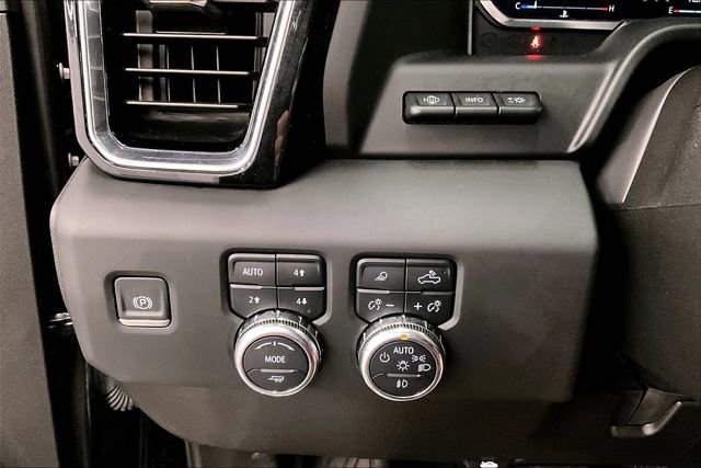 Used 2024 GMC Sierra 2500 Denali w/ Technology Package AWD/4WD image 40