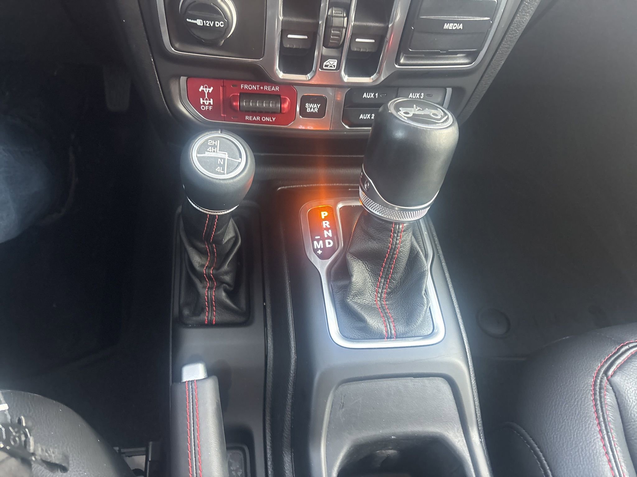 Used 2018 Jeep Wrangler Unlimited Rubicon image 25