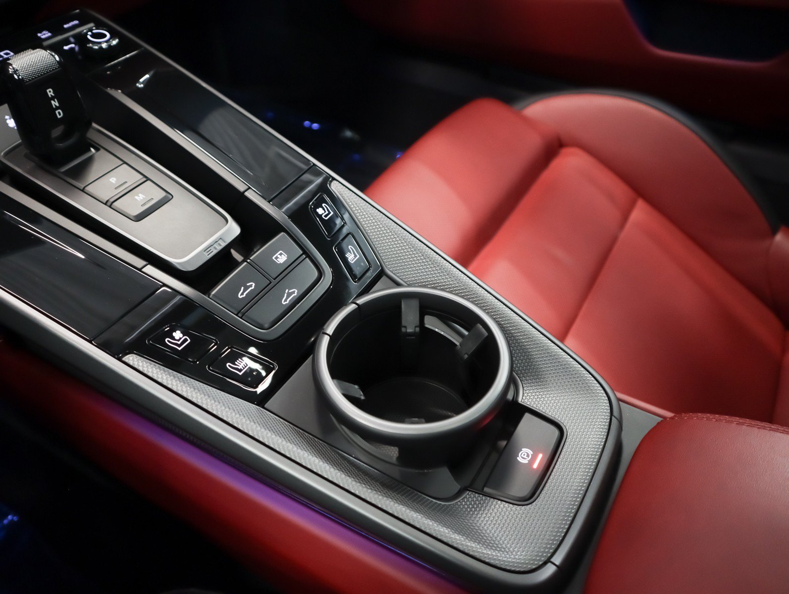 Certified 2025 Porsche 911 Carrera RWD image 18