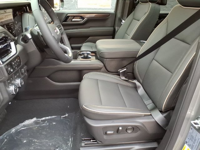 New 2027 GMC Yukon XL Elevation w/ Elevation Premium Package AWD/4WD image 5