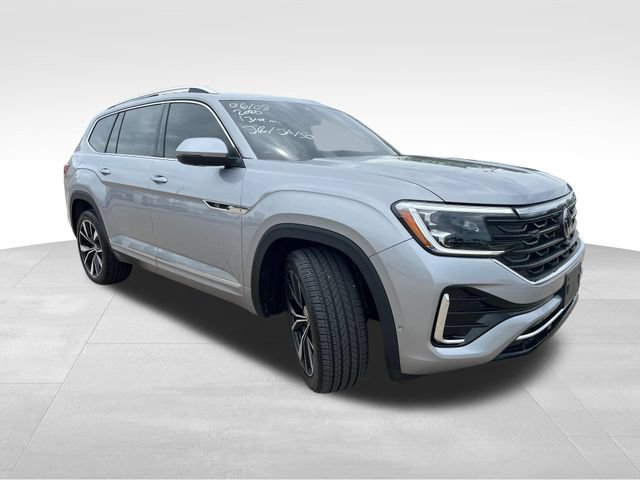 Used 2025 Volkswagen Atlas SEL Premium R-Line AWD/4WD image 8