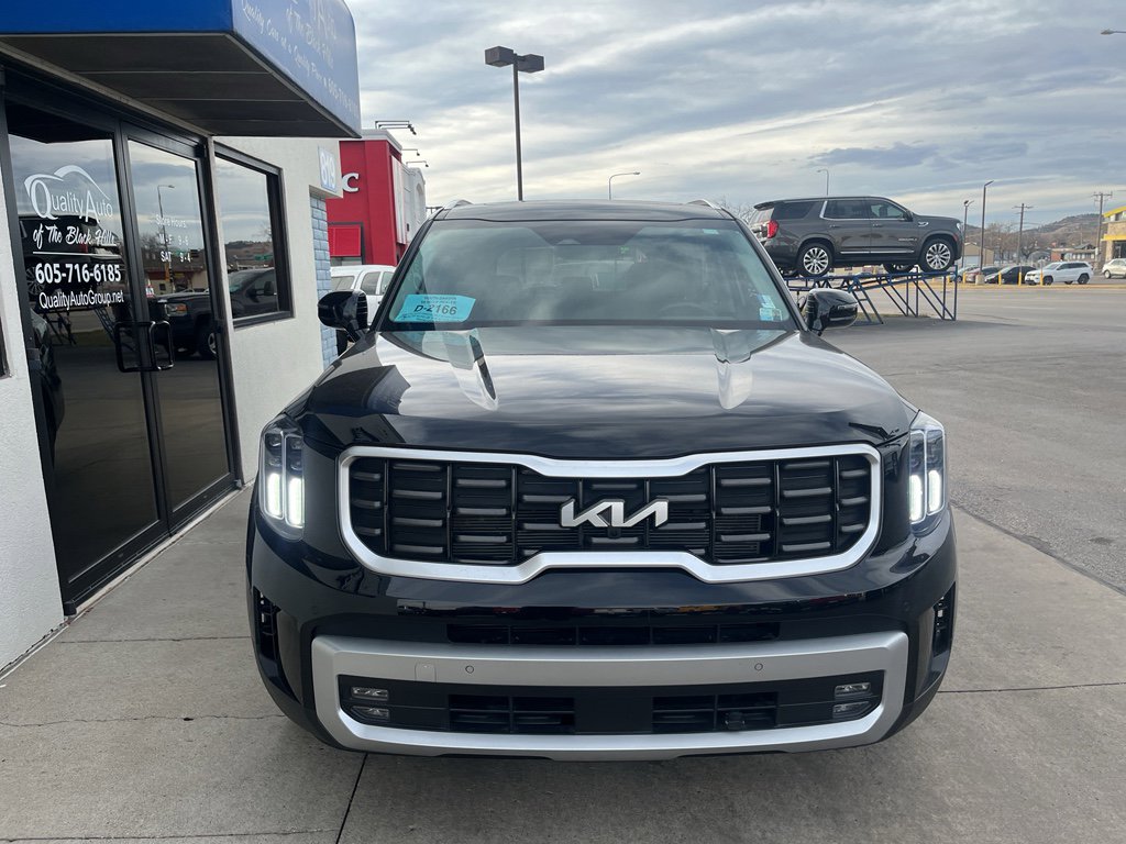 Used 2023 Kia Telluride SX image 2