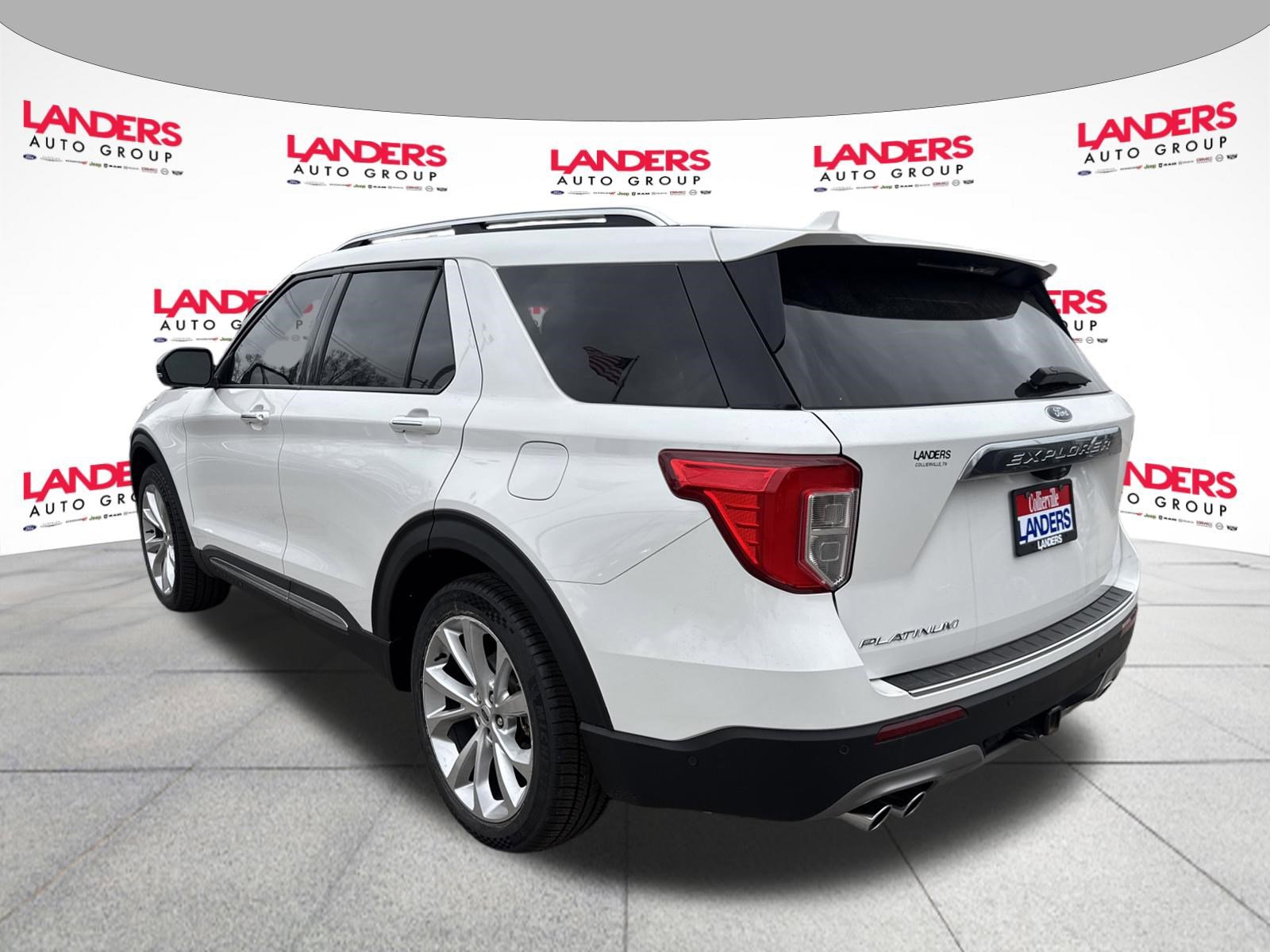 Certified 2022 Ford Explorer Platinum w/ Equipment Group 601A image 5