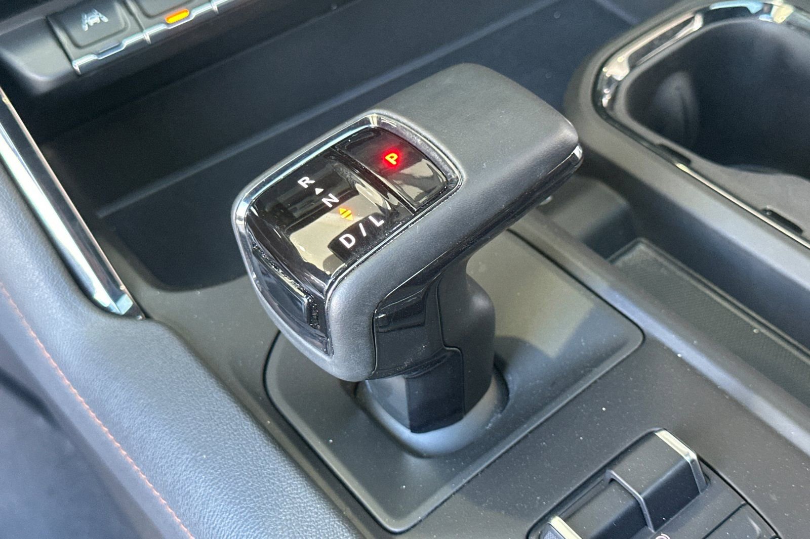 Used 2025 GMC Sierra 1500 AT4 w/ AT4 Premium Package AWD/4WD image 31