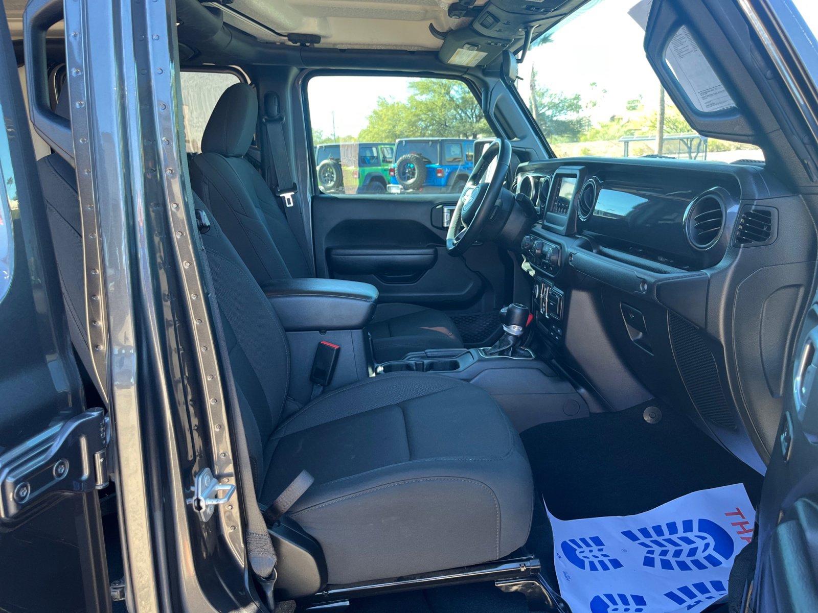 Used 2022 Jeep Gladiator Sport image 19