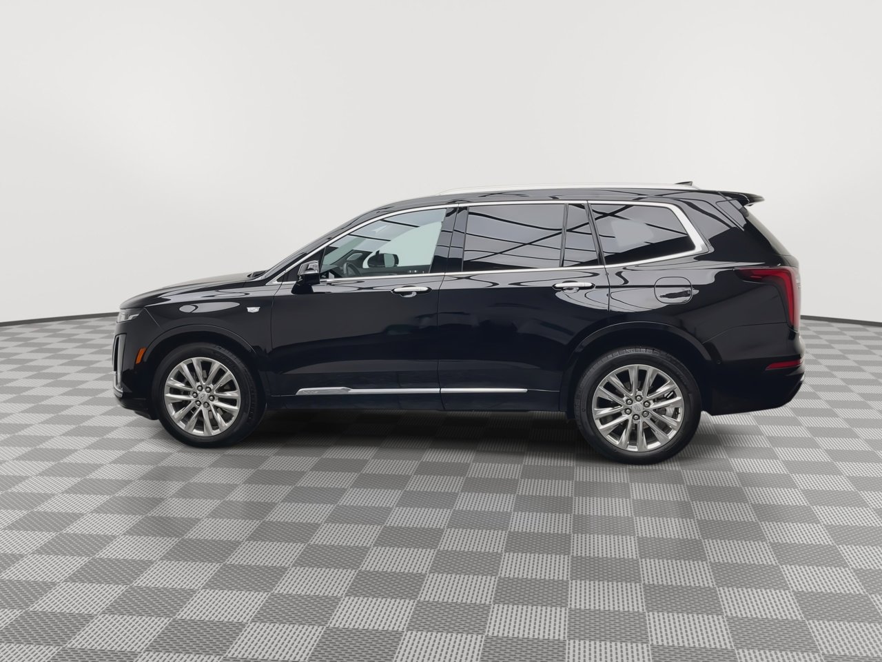Used 2024 Cadillac XT6 Premium Luxury w/ Technology Package AWD/4WD image 41