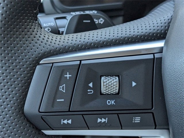 New 2025 Mitsubishi Outlander SE image 30