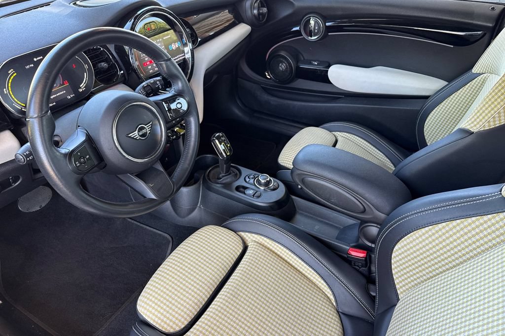 Used 2023 MINI Cooper SE FWD image 5
