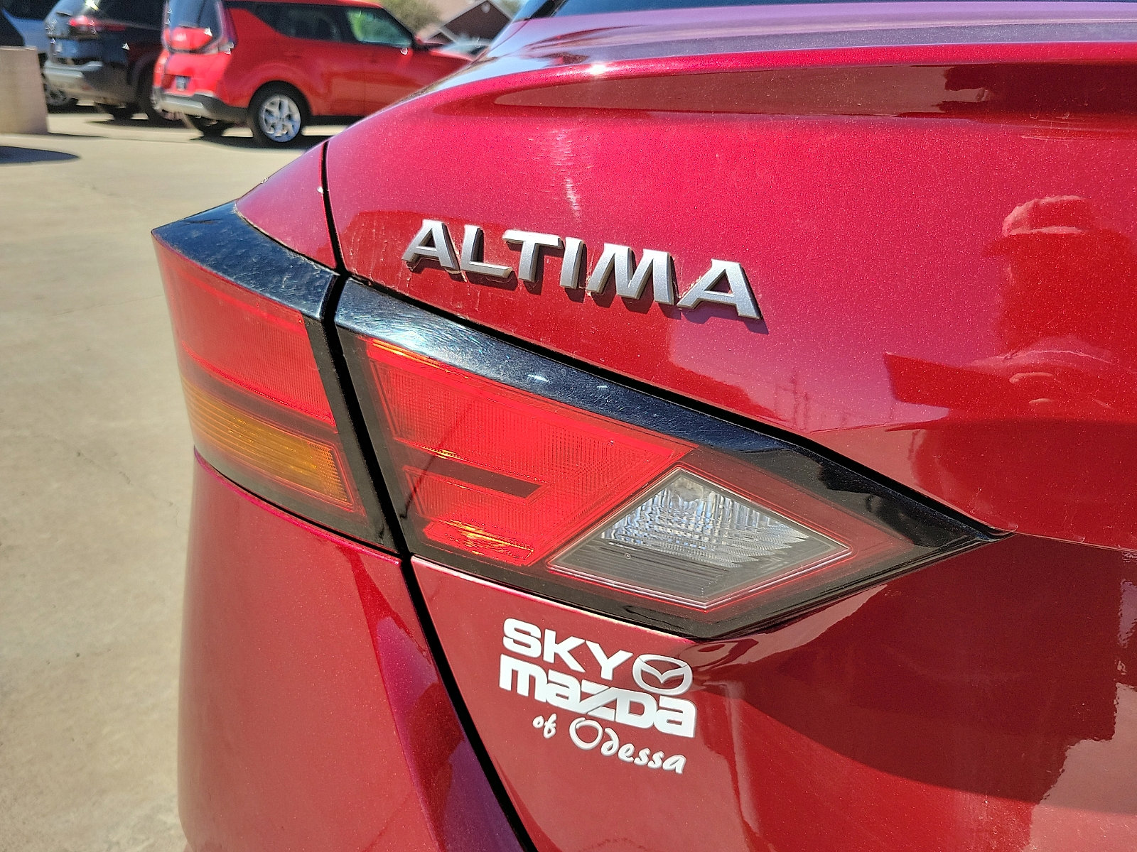 Used 2024 Nissan Altima 2.5 SV image 10