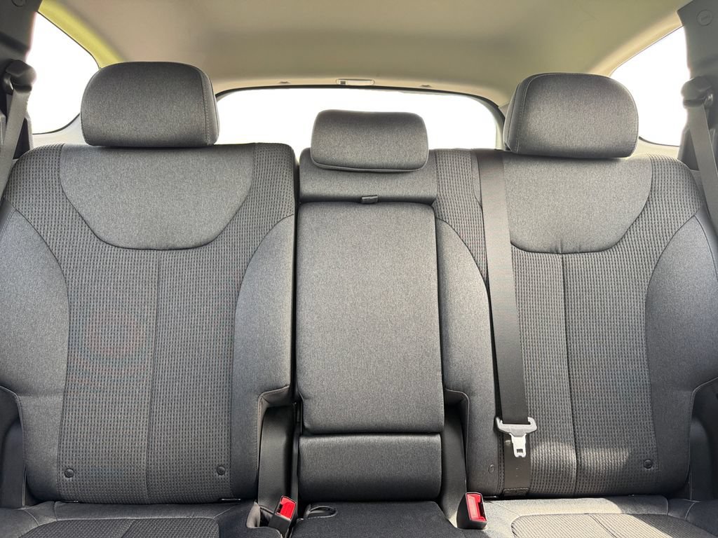 Used 2019 Hyundai Santa Fe SEL AWD/4WD image 14