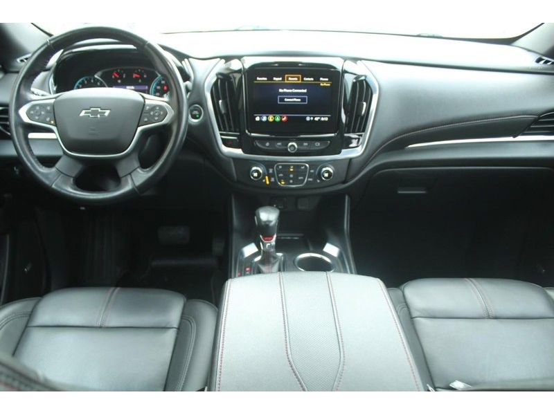 Used 2022 Chevrolet Traverse RS image 12