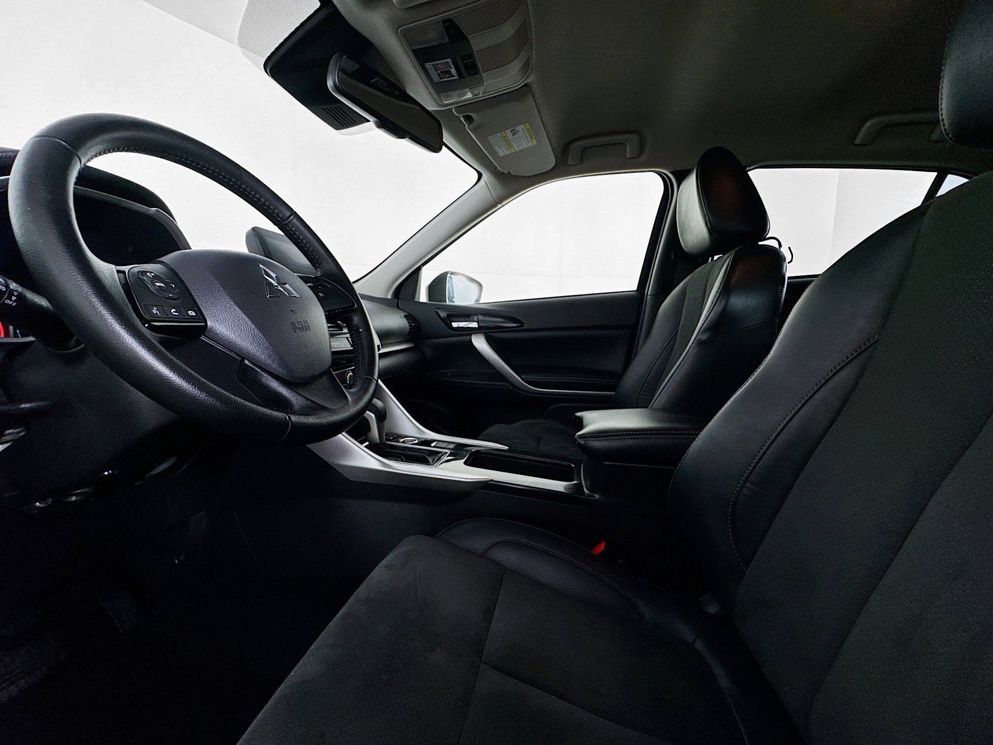 Used 2023 Mitsubishi Eclipse Cross SE image 21