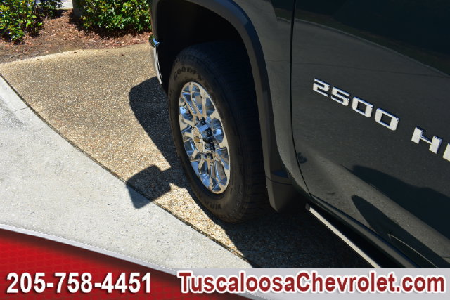 Used 2025 Chevrolet Silverado 2500 LTZ w/ LTZ Premium Package AWD/4WD image 17