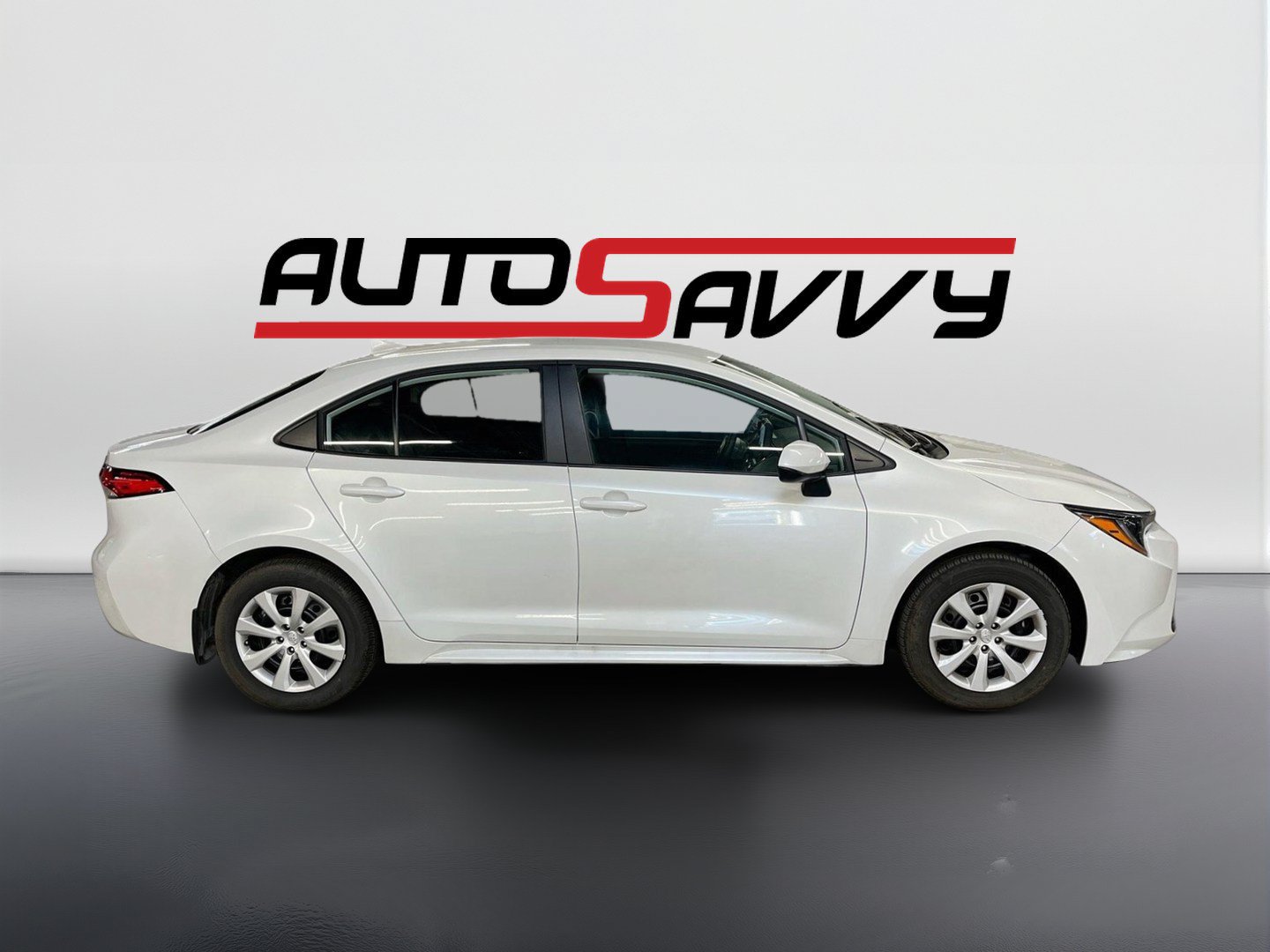 Used 2026 Toyota Corolla LE FWD image 8