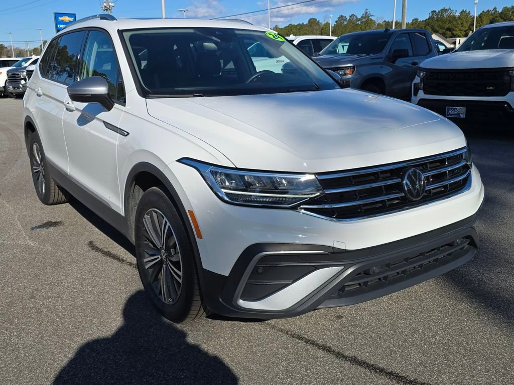 Used 2024 Volkswagen Tiguan Wolfsburg Edition image 7