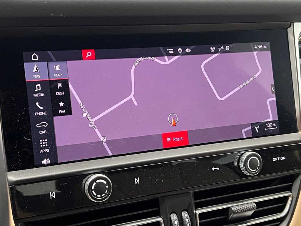 Certified 2024 Porsche Macan S AWD/4WD image 13