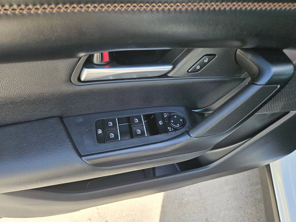 Used 2025 MAZDA CX-50 AWD 2.5 S w/ Premium Plus Pkg image 15