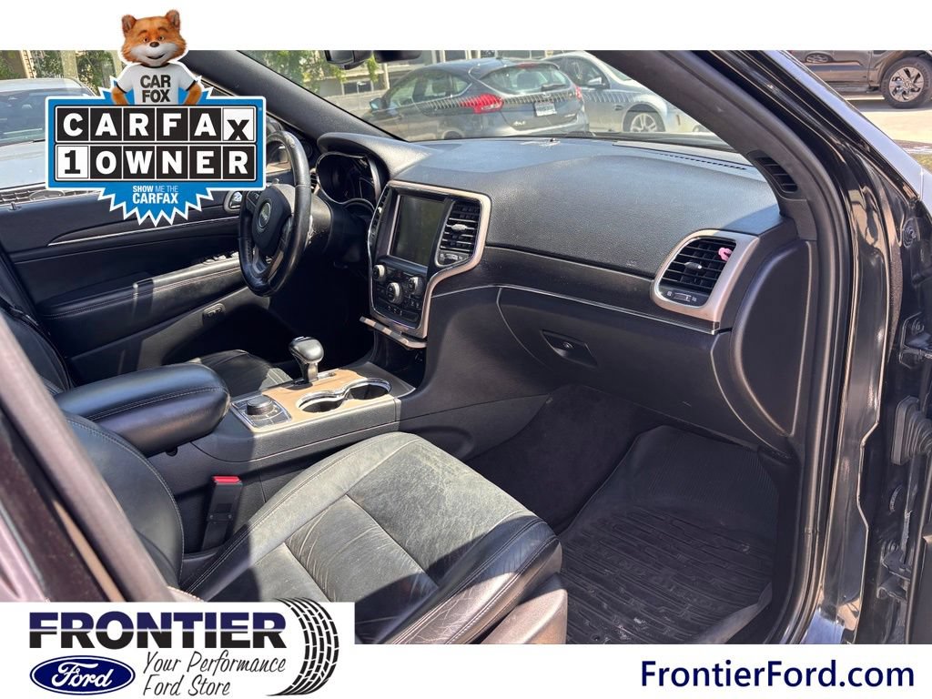 Used 2015 Jeep Grand Cherokee Limited w/ Trailer Tow Group IV AWD/4WD image 18