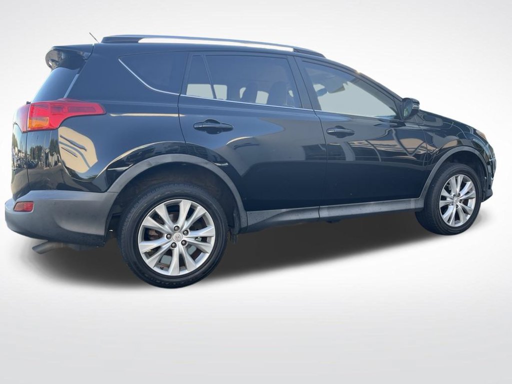 Used 2014 Toyota RAV4 Limited w/ Technology Package FWD image 4