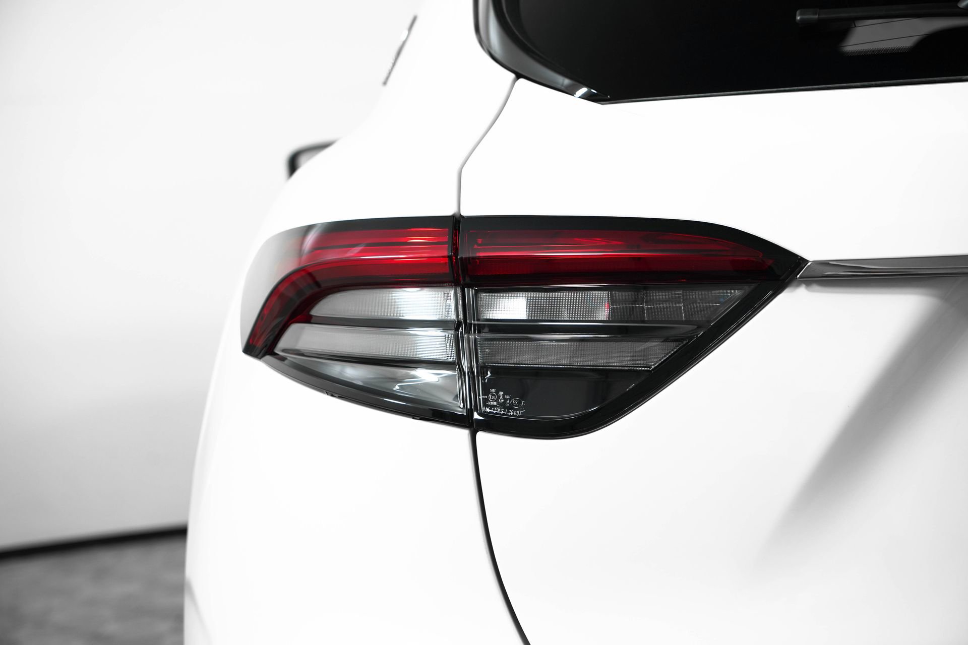 New 2024 Maserati Levante GT Ultima image 20