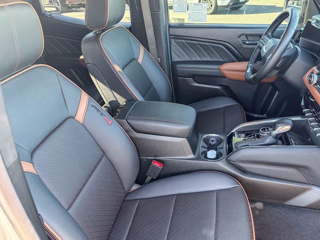 Used 2023 GMC Canyon AT4 w/ AT4 Premium Package image 41