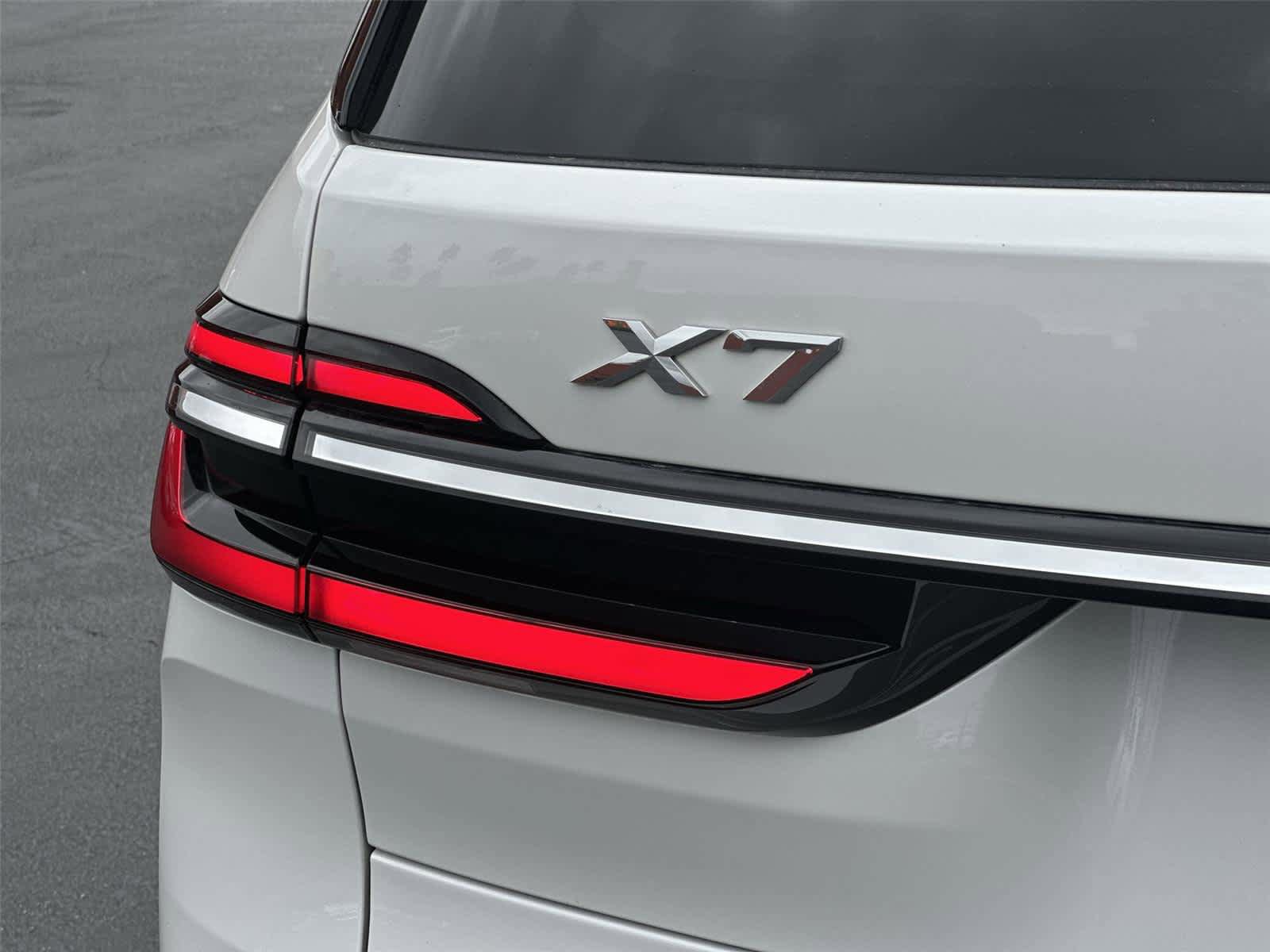 Used 2025 BMW X7 xDrive40i w/ Executive Package AWD/4WD image 8