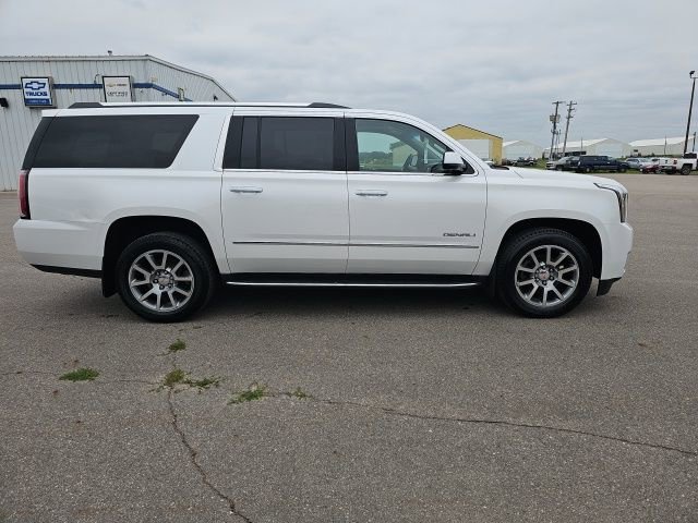 Used 2018 GMC Yukon XL Denali w/ Open Road Package image 6