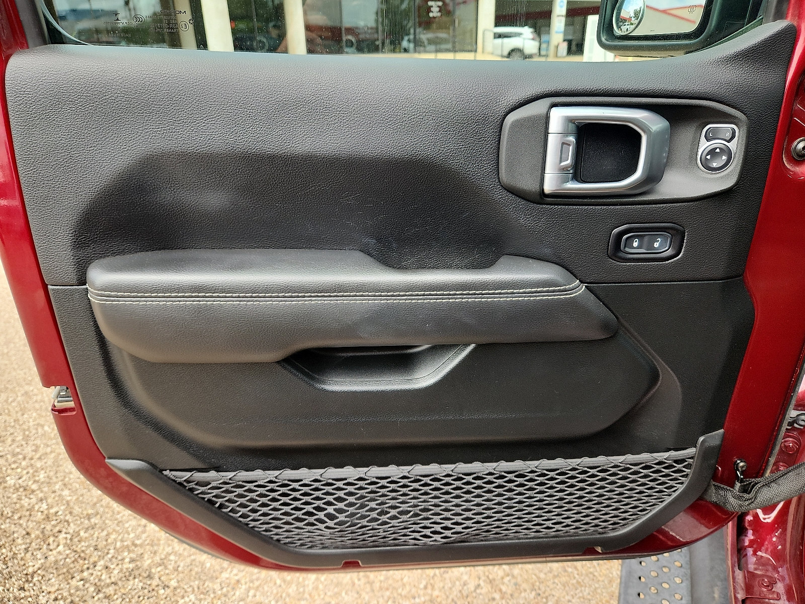Used 2021 Jeep Wrangler Unlimited Rubicon AWD/4WD image 14