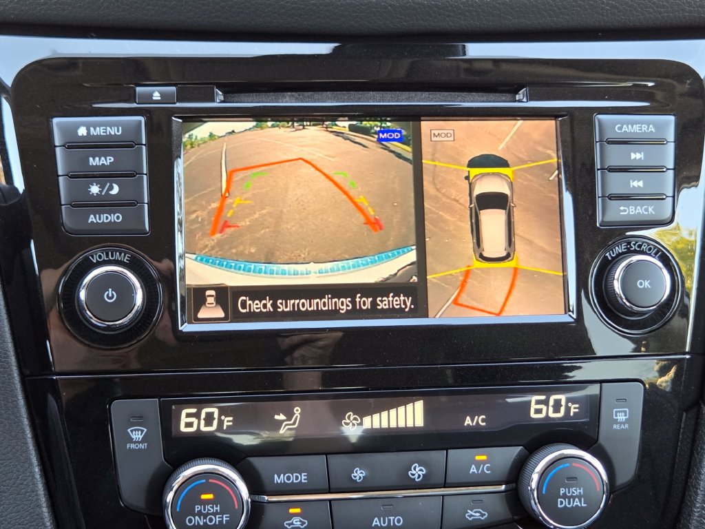 Used 2019 Nissan Rogue SL w/ Premium Package AWD/4WD image 6