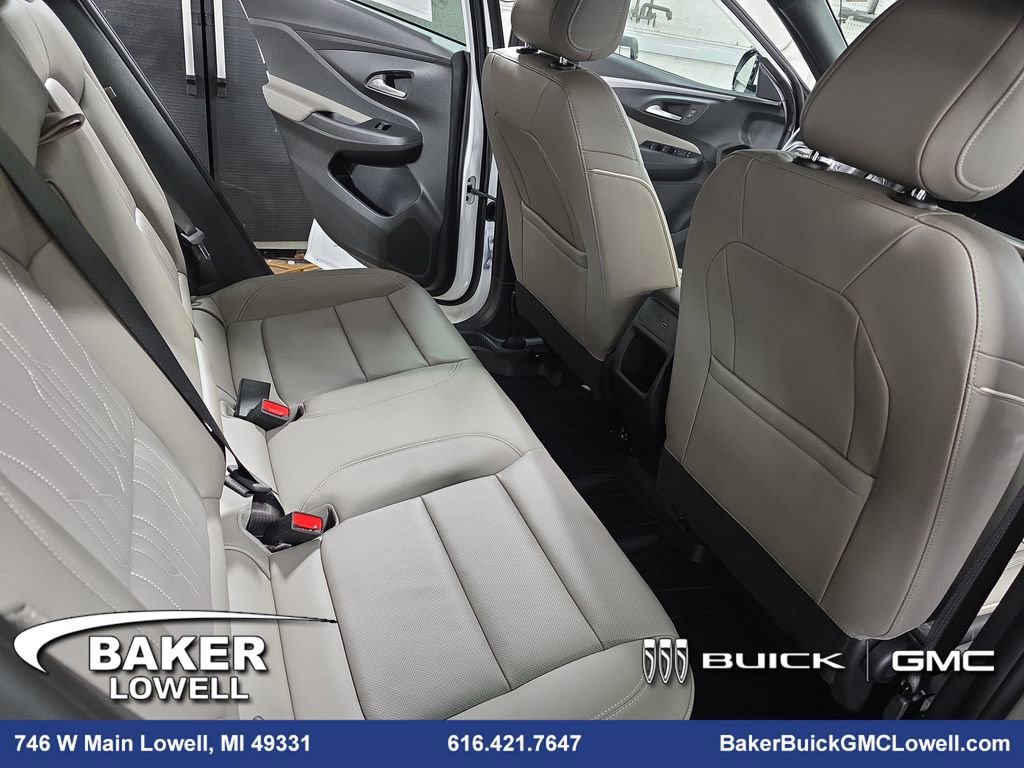 New 2026 Buick Envista Avenir image 11