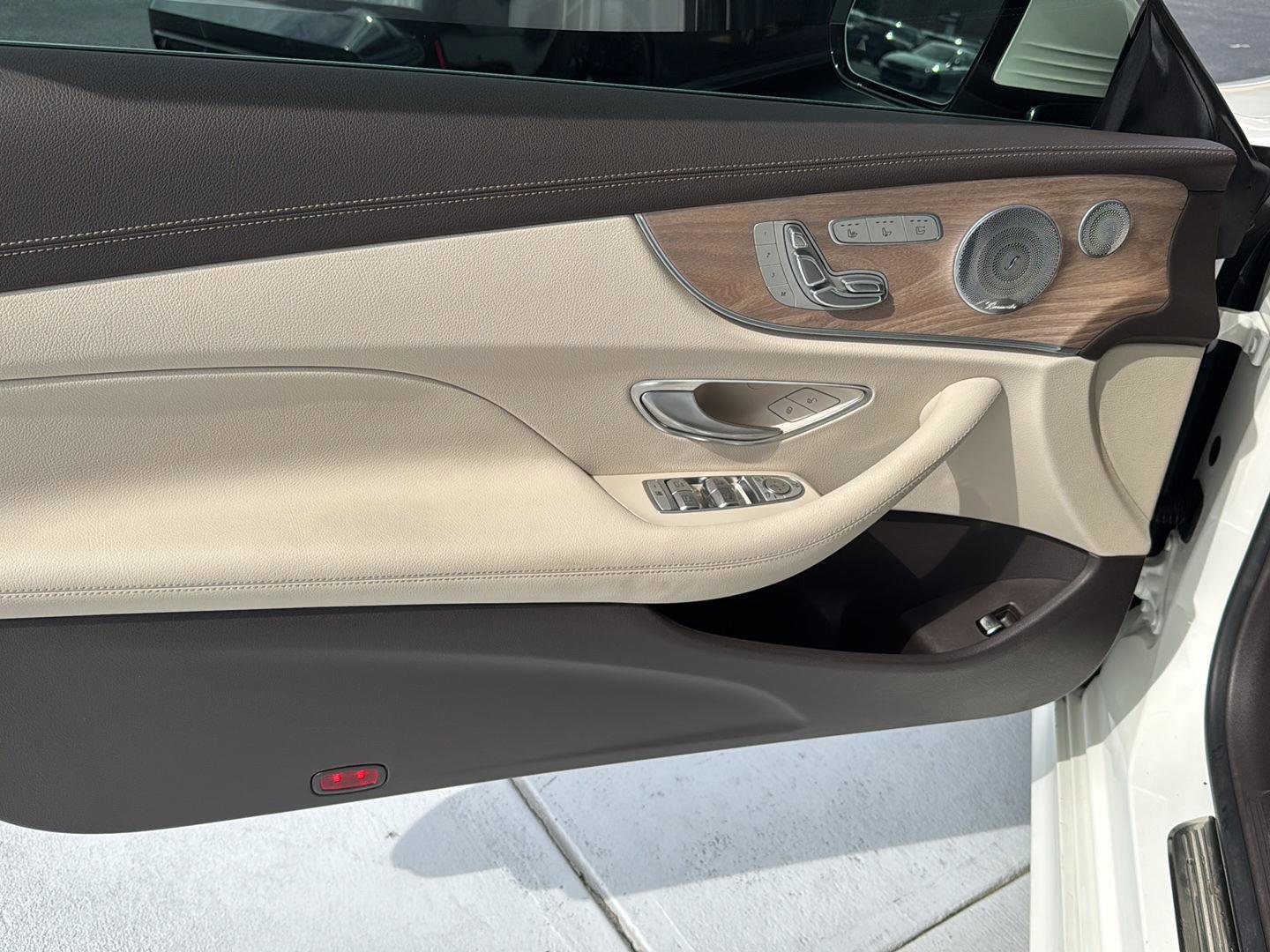 Used 2020 Mercedes-Benz E 450 4MATIC Cabriolet image 11