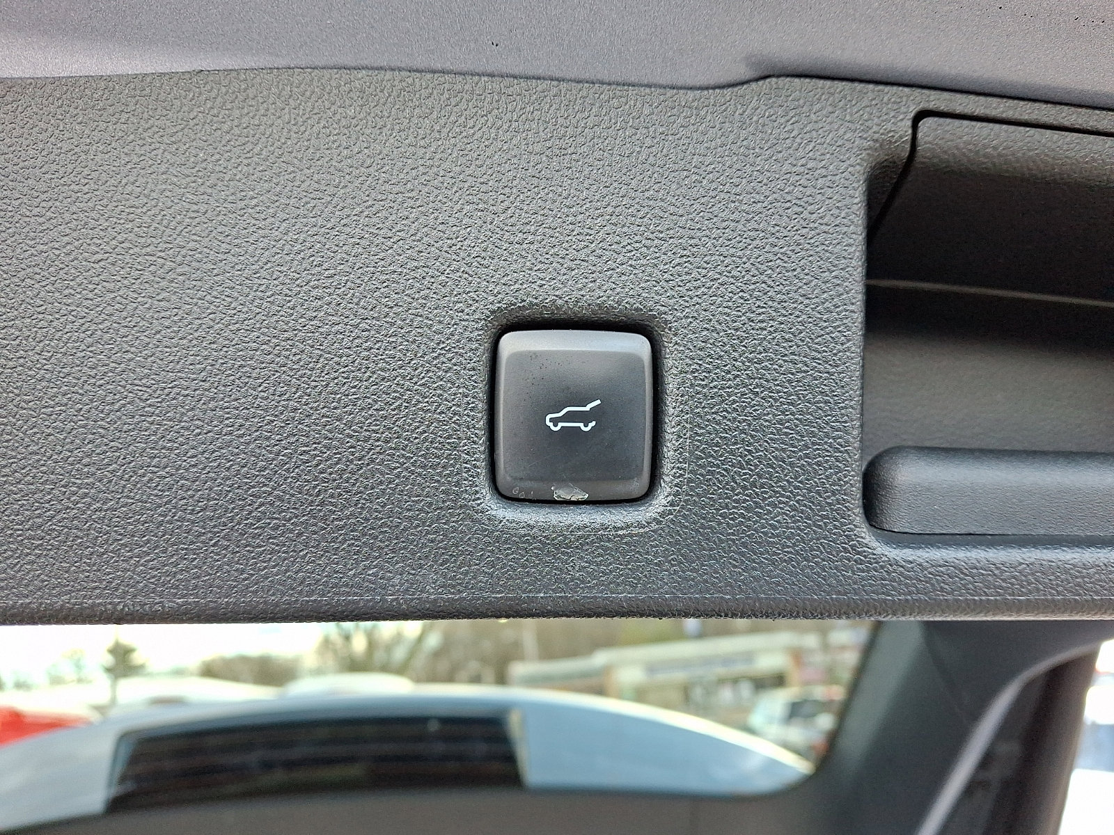 Used 2022 Ford Escape SE w/ Convenience Package image 29