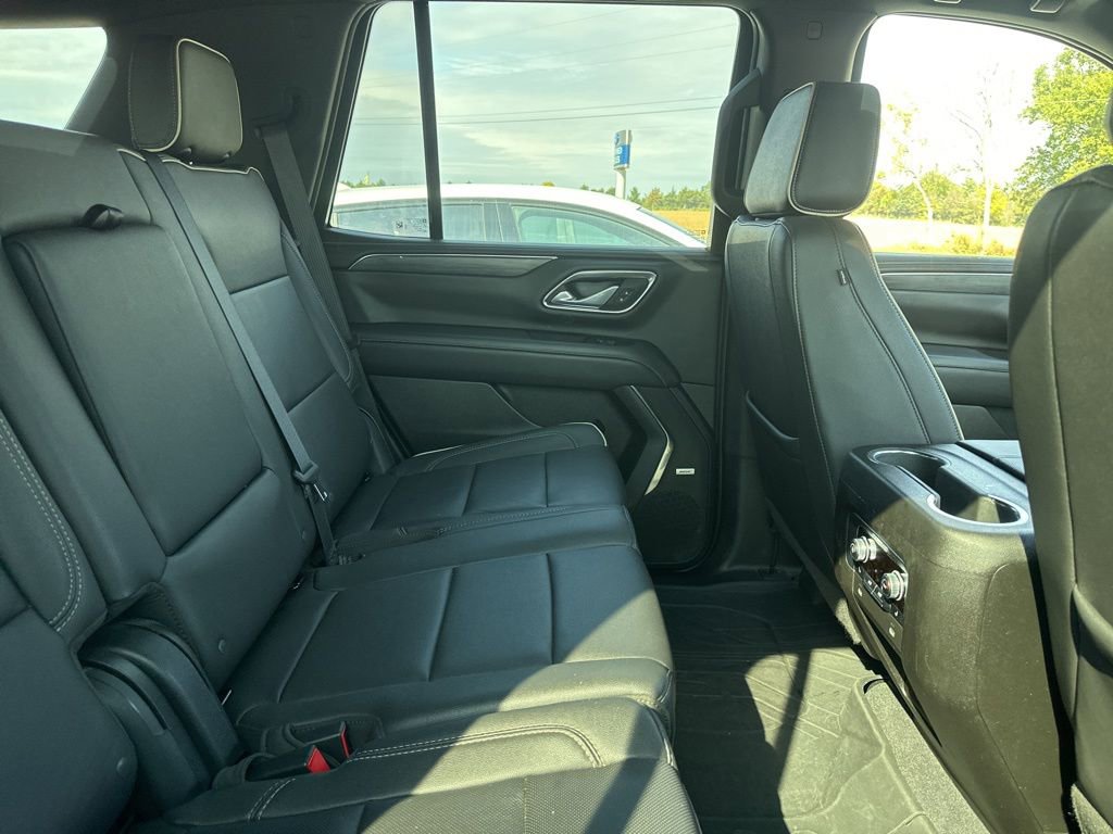 Used 2023 GMC Yukon SLT image 19