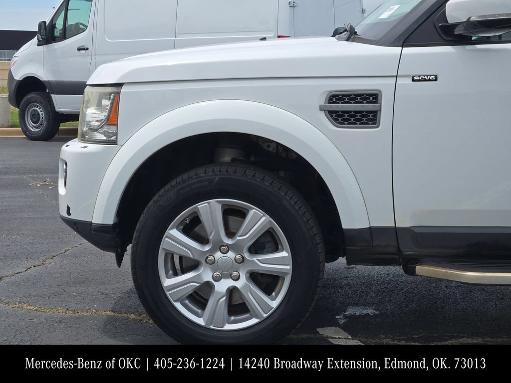 Used 2016 Land Rover LR4 HSE AWD/4WD image 6