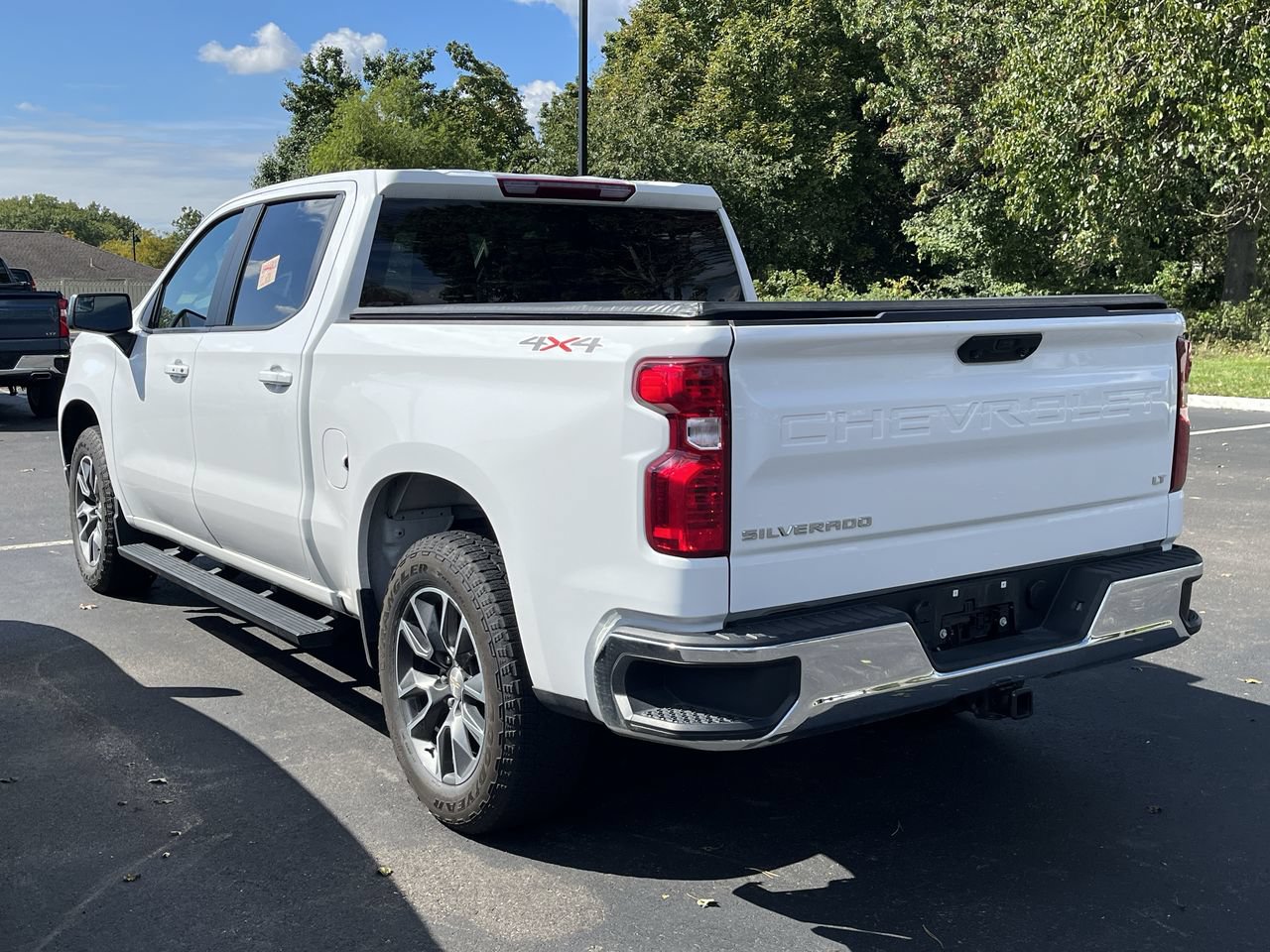 Certified 2024 Chevrolet Silverado 1500 LT AWD/4WD image 4