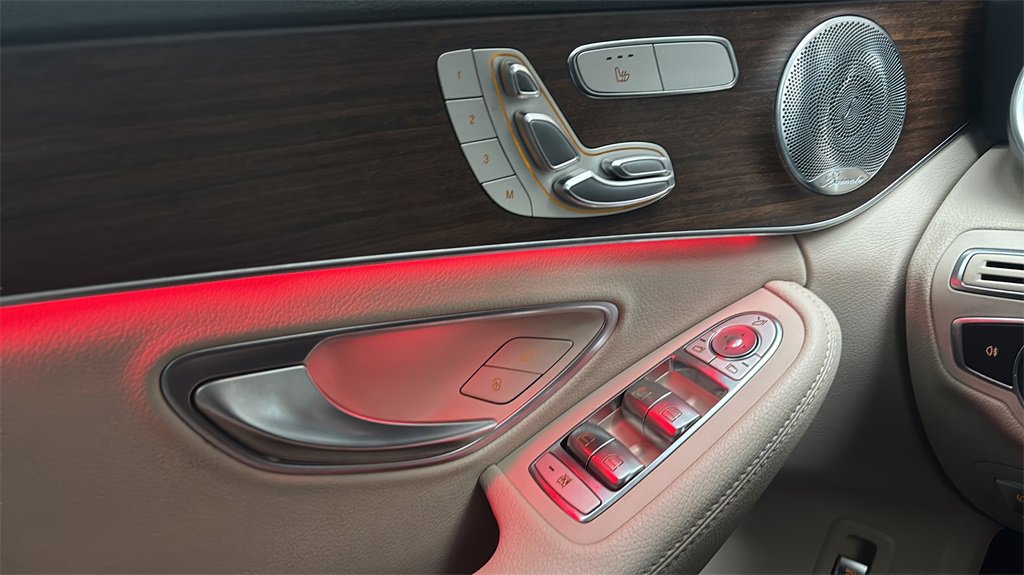 Used 2021 Mercedes-Benz C 300 4MATIC Sedan w/ Premium Package image 16