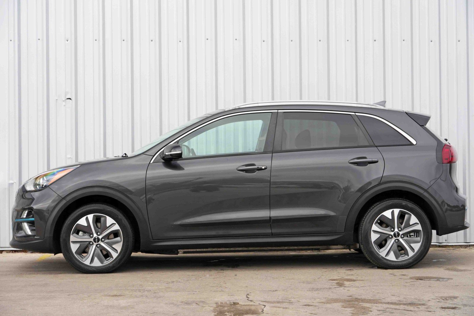 Used 2022 Kia Niro EX image 8