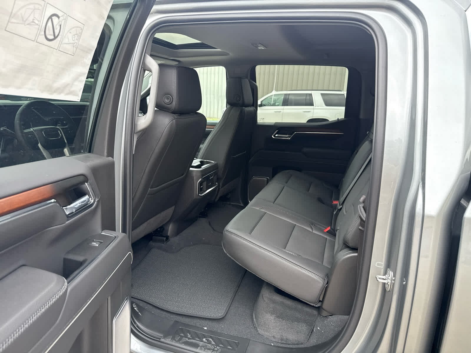 New 2026 GMC Sierra 1500 Denali w/ Technology Package AWD/4WD image 21