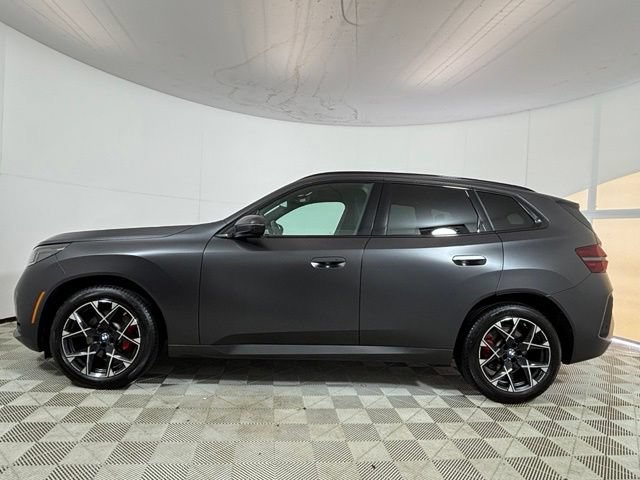 Used 2025 BMW X3 xDrive30i w/ Premium Package AWD/4WD image 4