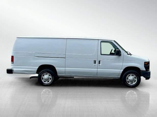 Used 2014 Ford E-350 and Econoline 350 Extended Super Duty RWD image 3