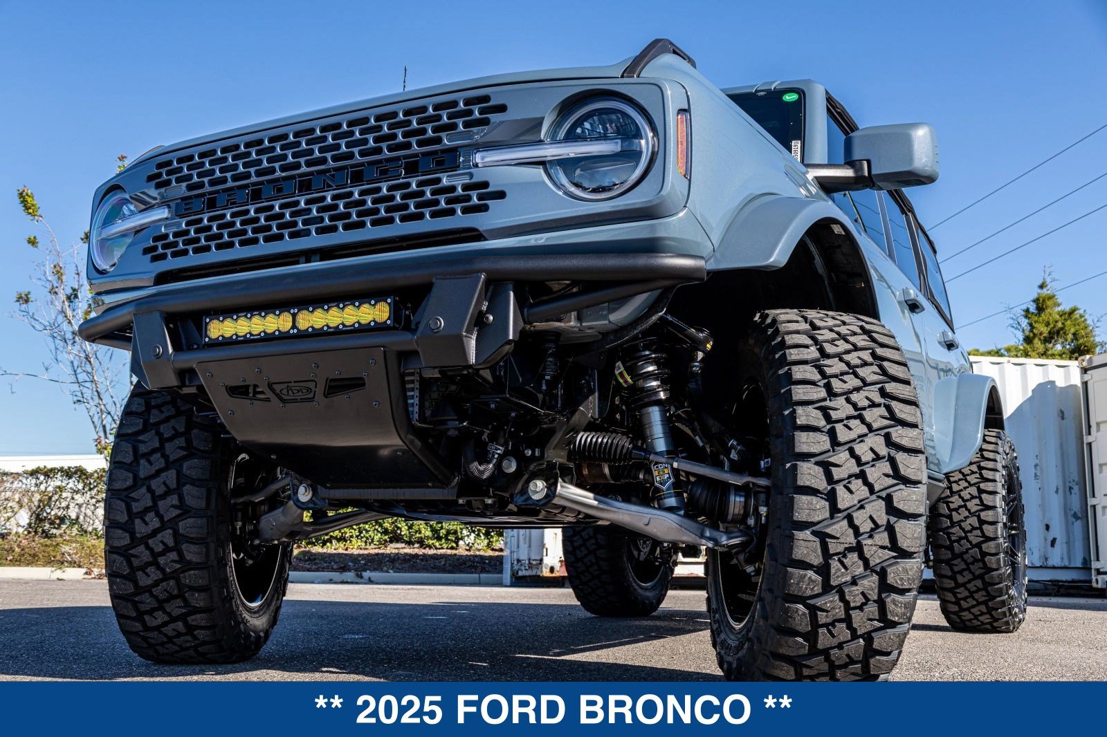 Used 2025 Ford Bronco Badlands AWD/4WD image 25